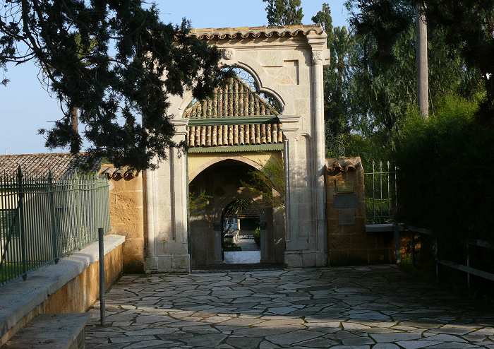Ingang Hala Sultan Tekke moskee