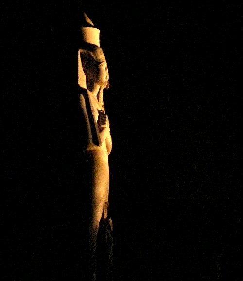 Sound&nbsp;&&nbsp;Light&nbsp;Show&nbsp;-&nbsp;Strandbeeld&nbsp;Pinodjem&nbsp;I&nbsp;(hogepriester&nbsp;van&nbsp;Amon)&nbsp;als Osiris