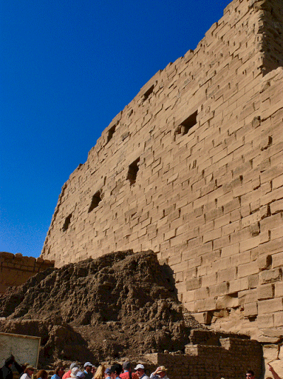 Oude&nbsp;trap&nbsp;tbv&nbsp;de pyloonbouwers 