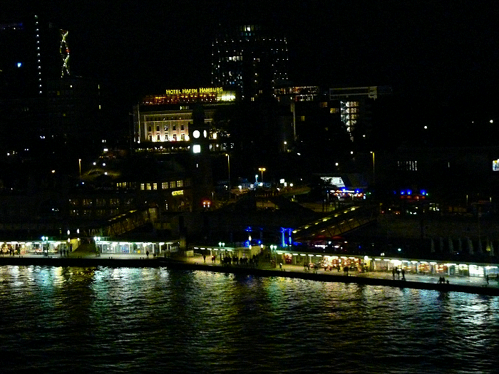 Verlichte&nbsp;Landungsbr�cken