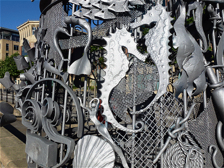 Blacksmith�s&nbsp;Needle - zeepaardjes 