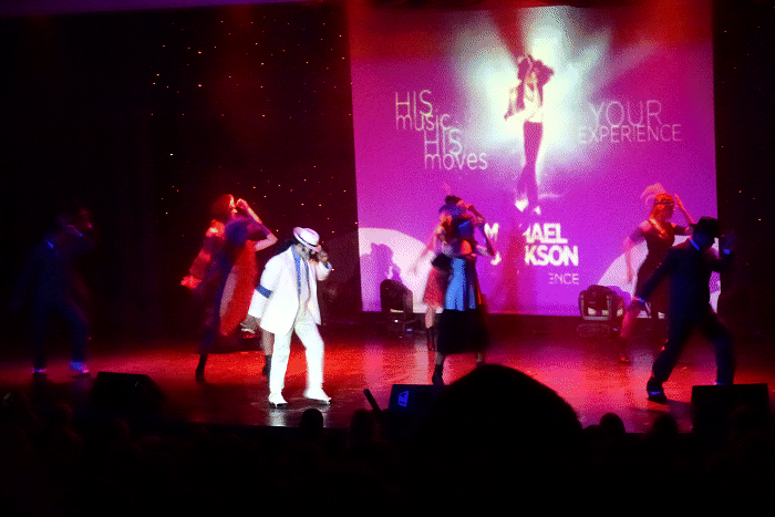 Show&nbsp;rondom&nbsp;Michael&nbsp;Jackson
