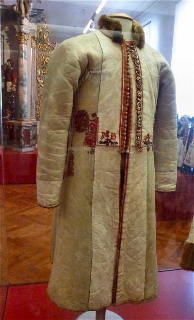 Wintermantel&nbsp;van&nbsp;geestelijke (1903)