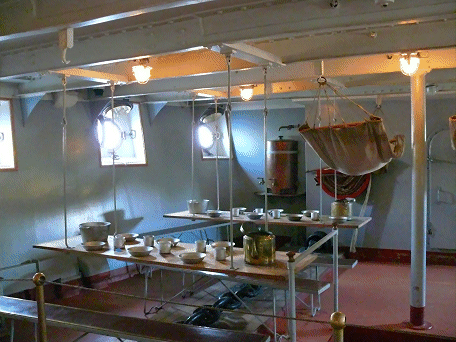 Eet- en rustruimte voor de bemanning