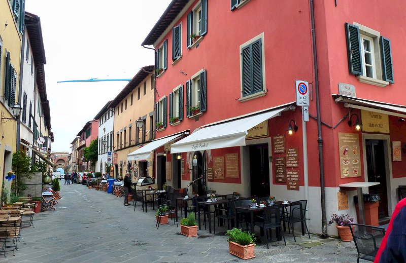 Caf�&nbsp;Carlo&nbsp;IV